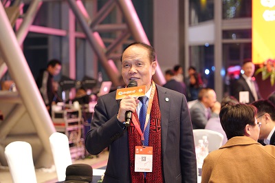 5-1-首任编辑部主任欧尧先生发言.JPG